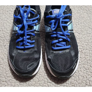 Nike Women's Black Dart 10 Running Shoes Size 8